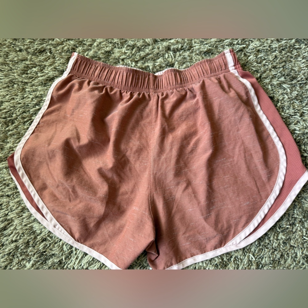 Nike Dri-Fit Shorts - Picture 3 of 4